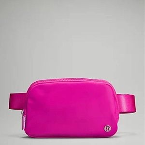 🛍sonic pink🛍 lululemon belt bag